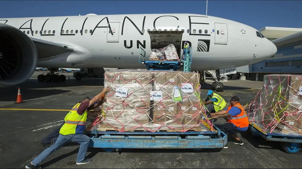 Airlink and United Airlines Partnership Brings Critical Supplies, Relief Teams to The Bahamas