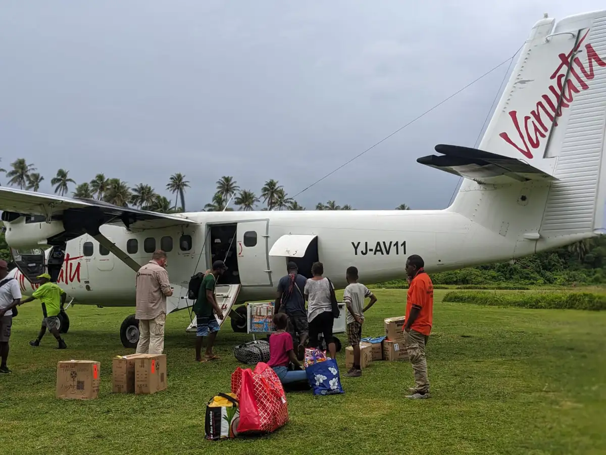 Cyclone lola Air aid