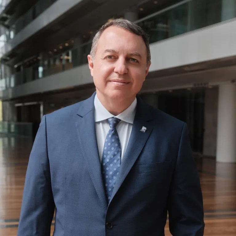  Luis Felipe de Oliveira